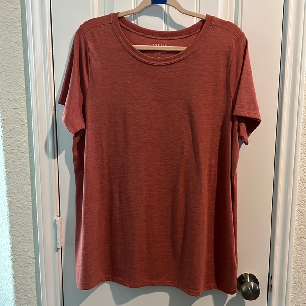 Women’s Torrid Classic Fit Tee NEW WITHOUT TAGS
